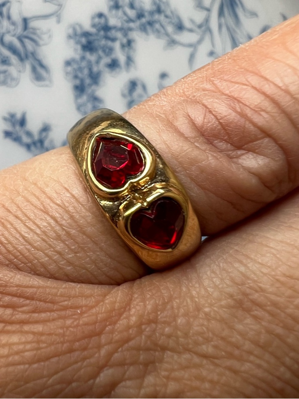 Gold Tone Double Heart Ruby Red Ring Size 5.75 #57523 - Picture 5 of 5